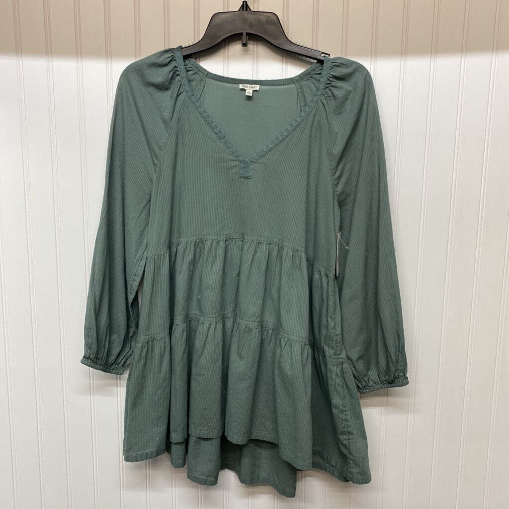 GATHERED LONG SLEEVED