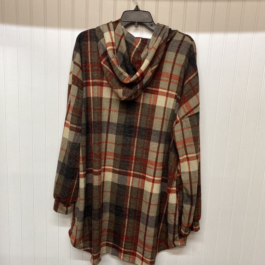 HOODED PLAID BUTTON UP