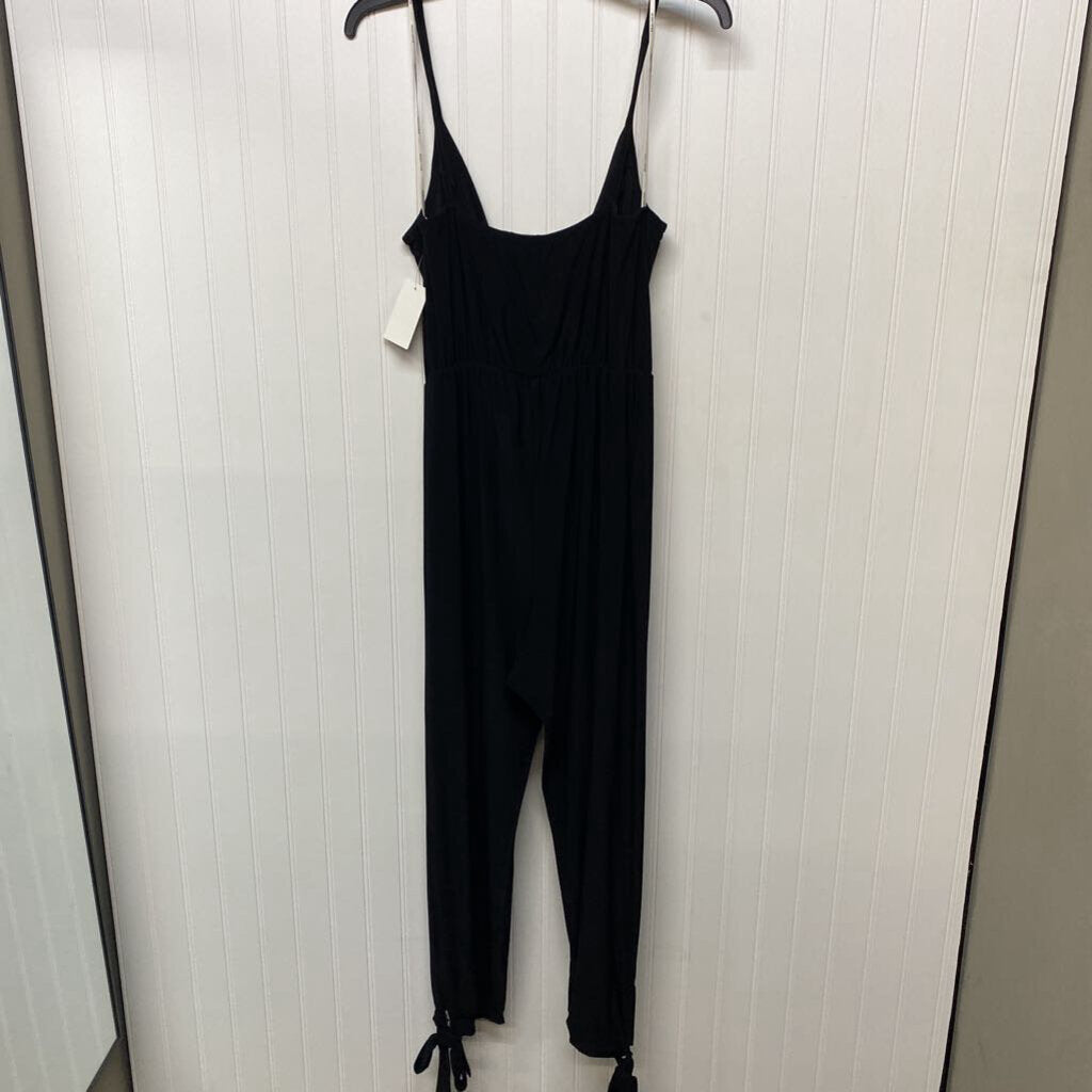 SLEEVELESS PANT JUMPER
