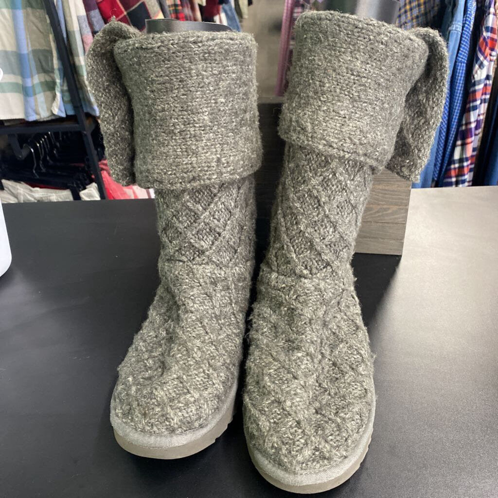 HIGH END BRAND SWEATER BOOTS