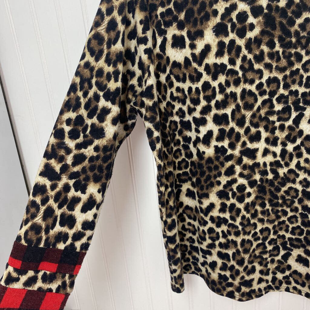 CHEETA PRINT SWEATER