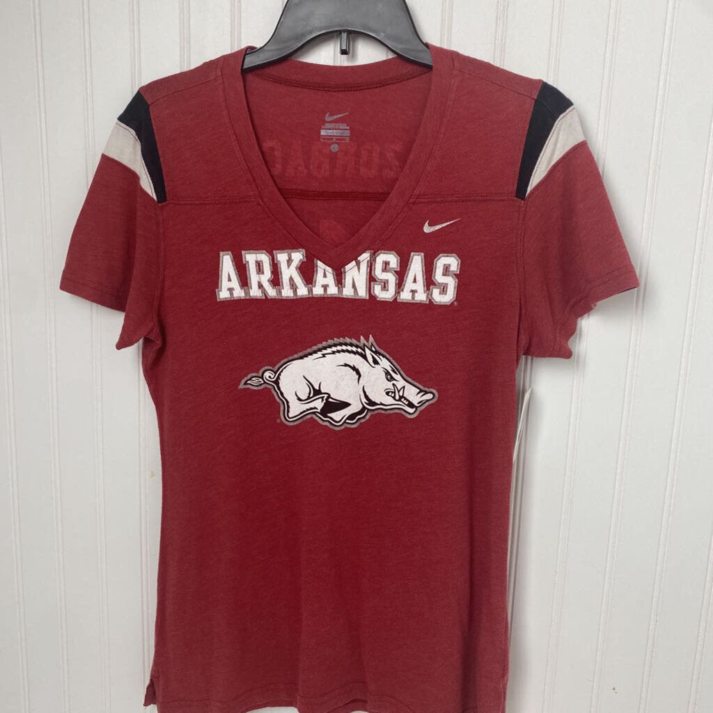 LADIES RAZORBACKS GRAPHIC TEE
