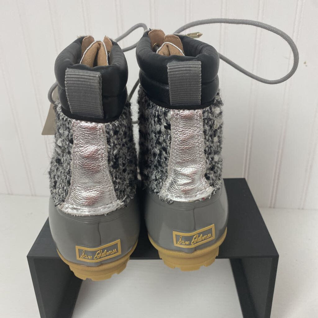 LACE UP RAIN BOOTS