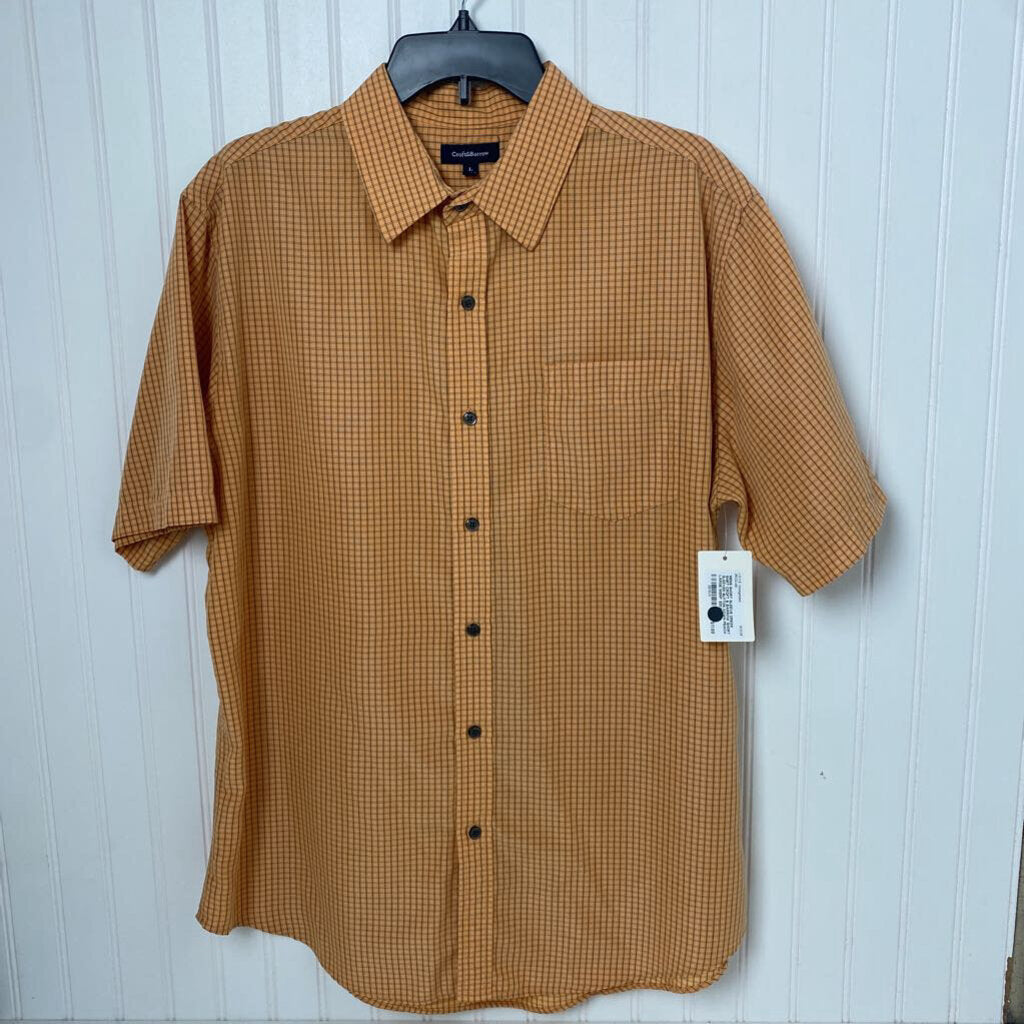 SHORT SLEEVED BUTTON DOWN