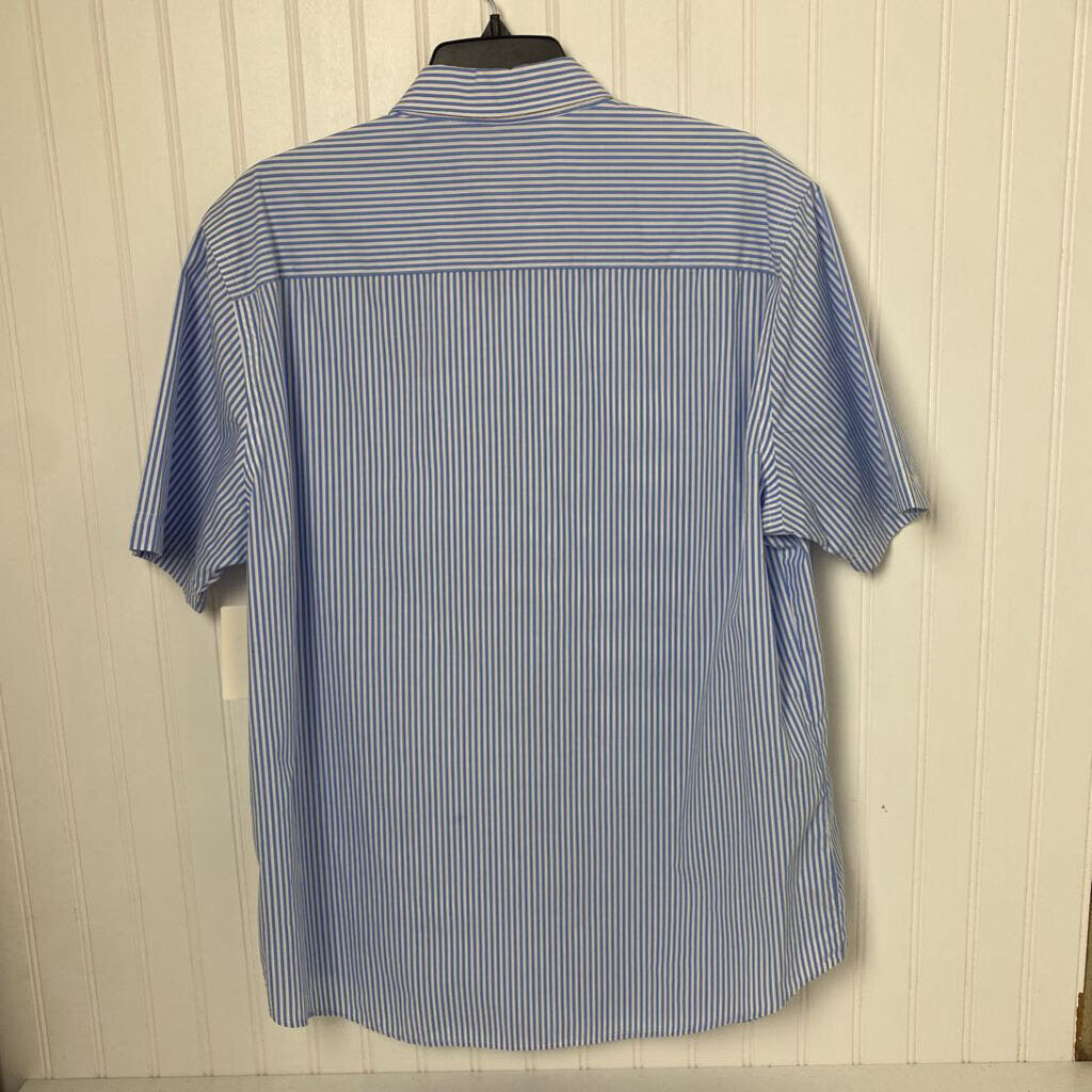 SHORT SLEEVED BUTTON DOWN