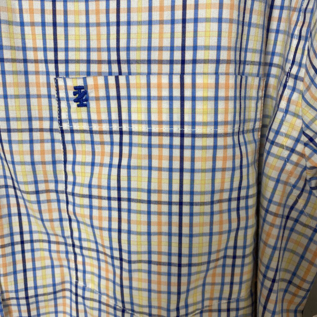 LONG SLEEVED BUTTON DOWN