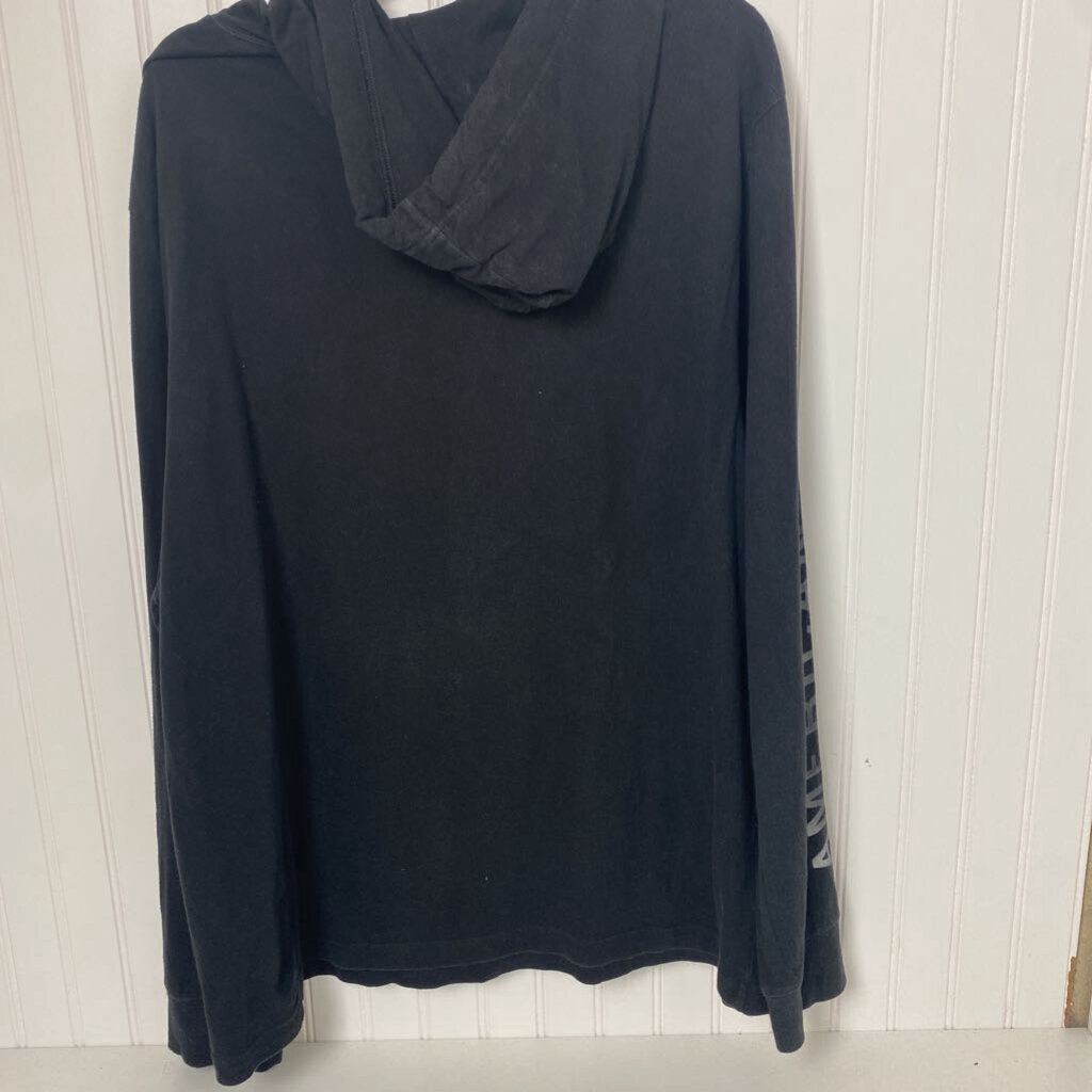 HOODED LONG SLEEVED