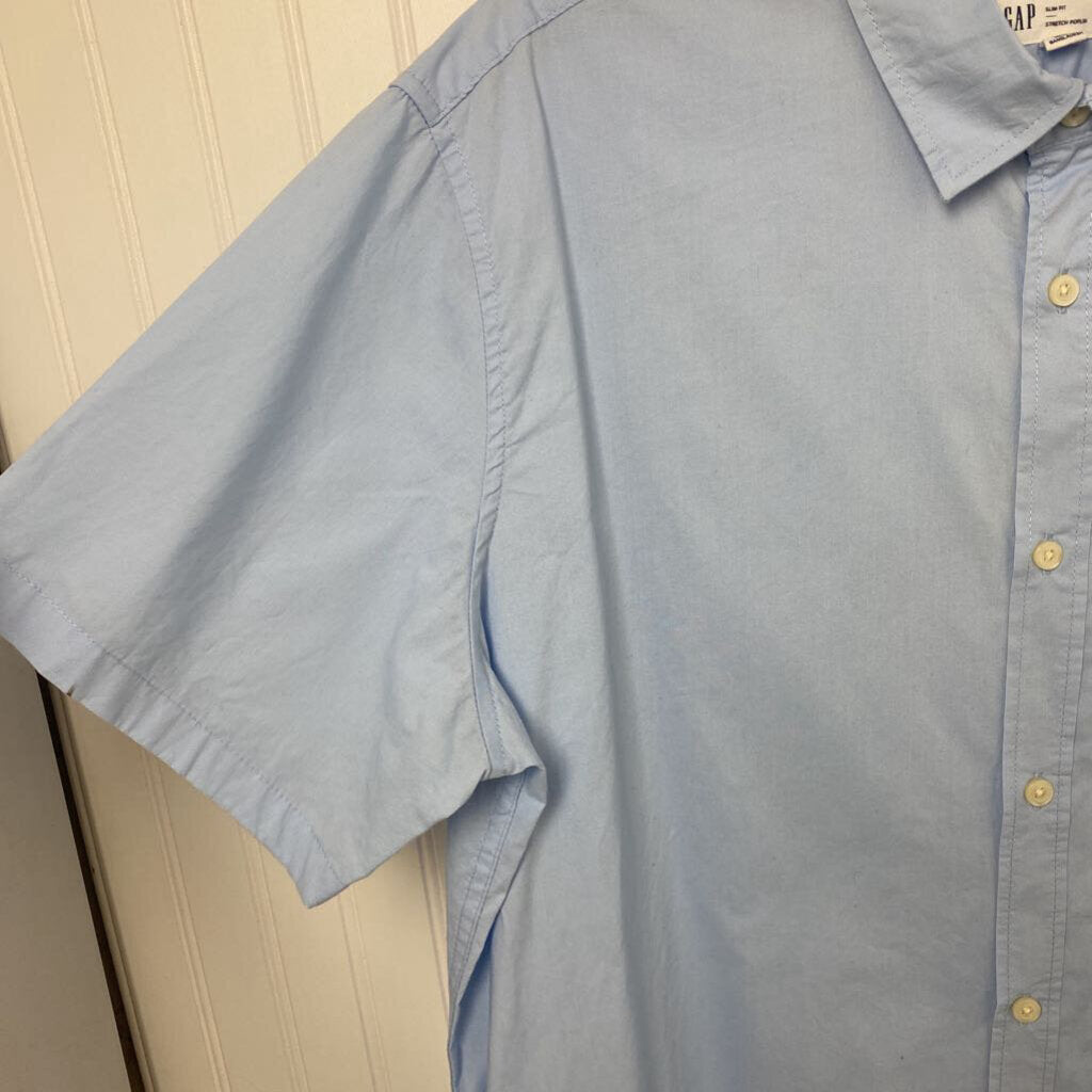 SHORT SLEEVED DRESS SHIRT