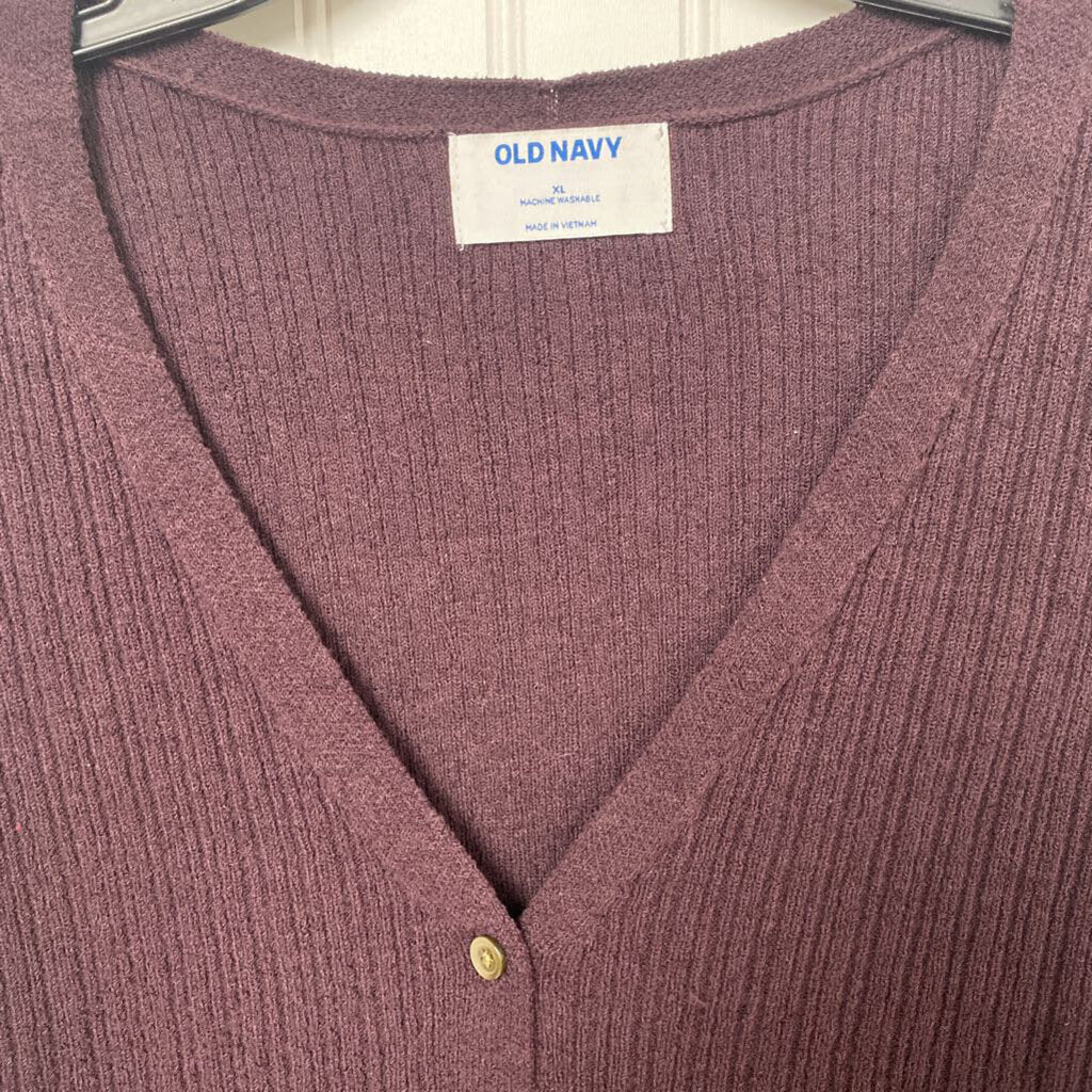 BUTTON CARDIGAN