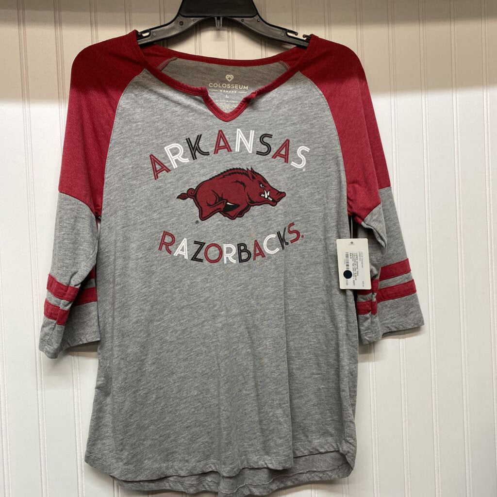 LONG SLEEVE GRAPHIC TEE