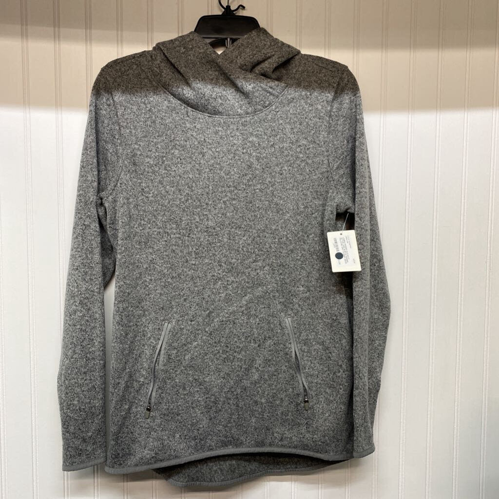 LONG SLEEVE HOODED PULLOVER