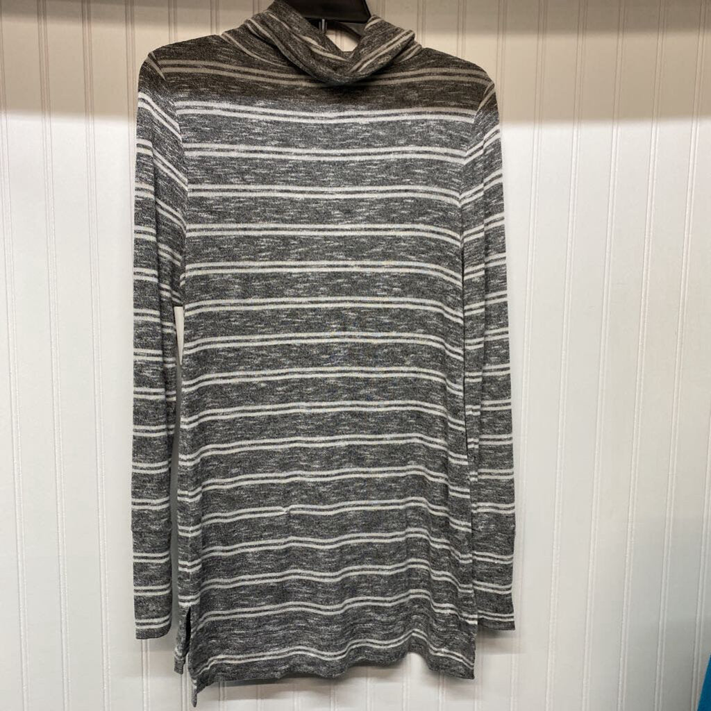 LONG SLEEVE KNIT TOP