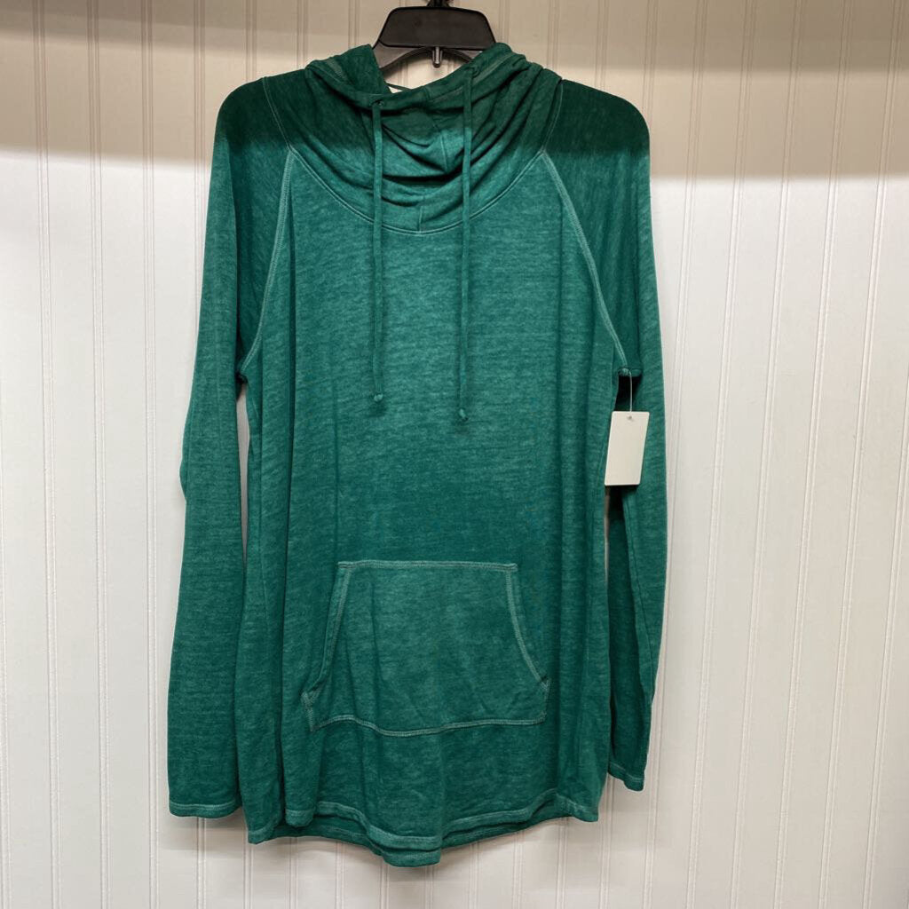 LONG SLEEVE HOODED TOP