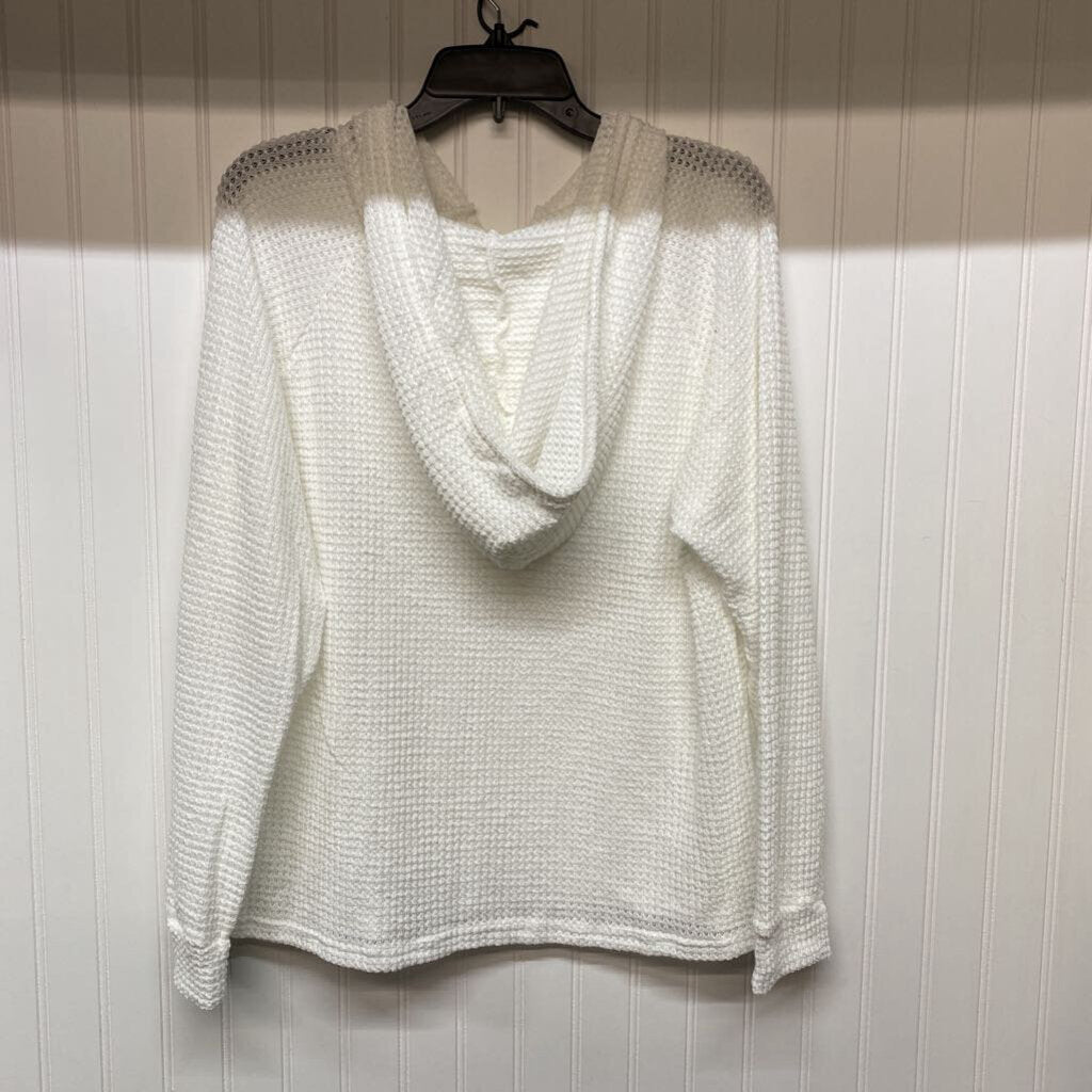 HOODED LONG SLEEVED