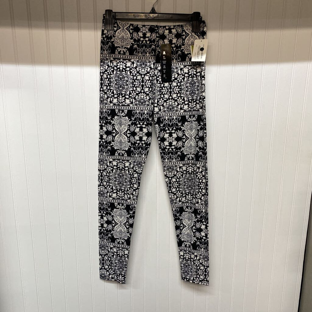*BASIC PATTERNED LEGGINGS