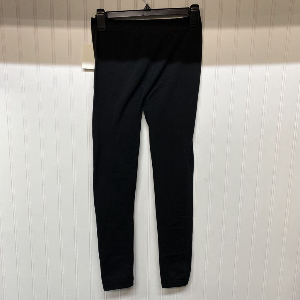 *BASIC BLACK LEGGINGS