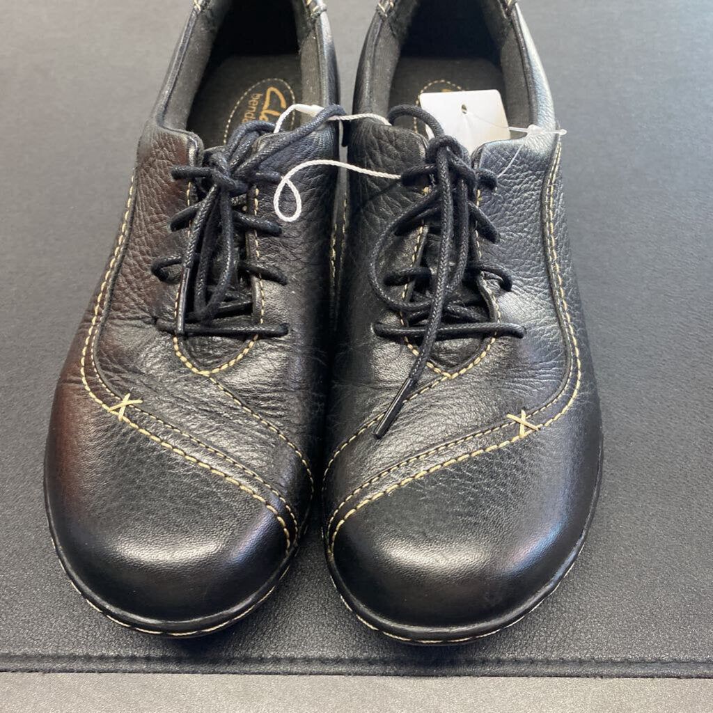 *BLACK LEATHER OXFORD TENNIS SHOE