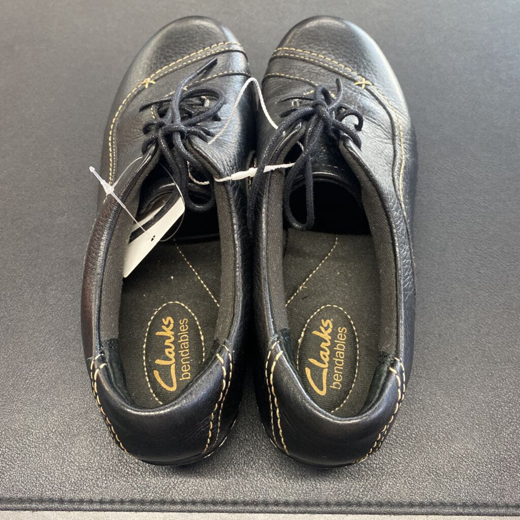 *BLACK LEATHER OXFORD TENNIS SHOE