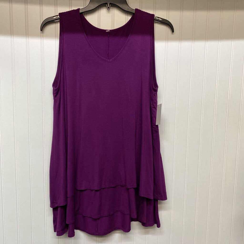 V NECK SLEEVELESS KNIT TOP