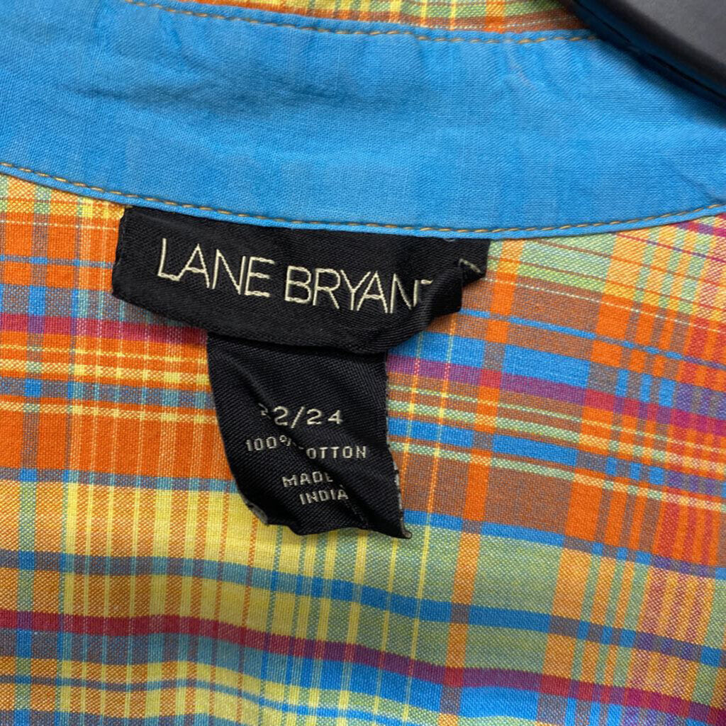 3/4 SLEEVE BUTTON UP SHIRT