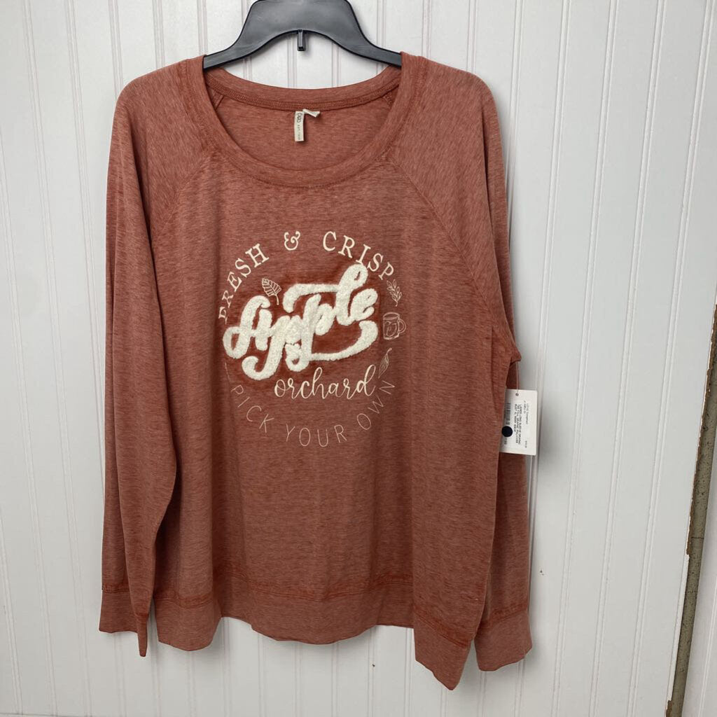 FALL GRAPHIC PULLOVER