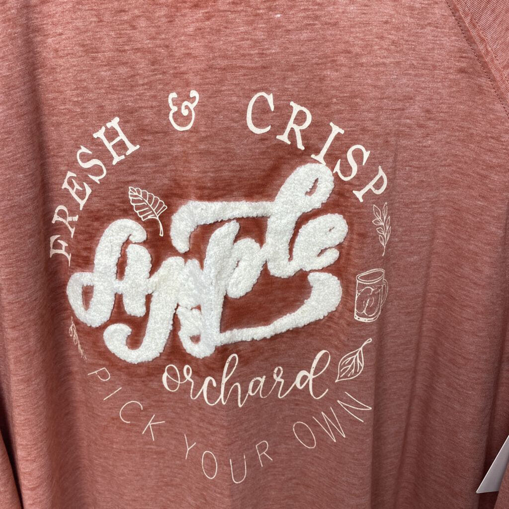 FALL GRAPHIC PULLOVER