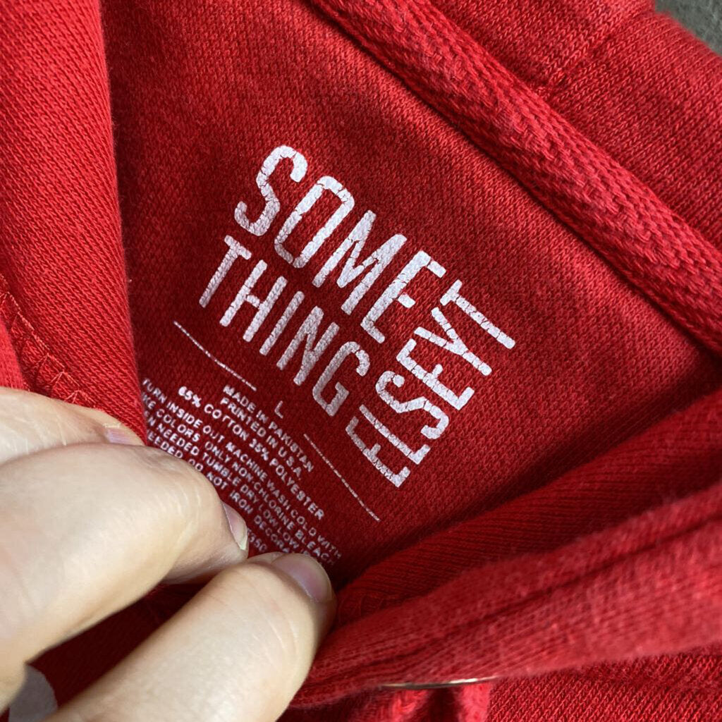COMMON SENSE GRAPHIC HOODIE