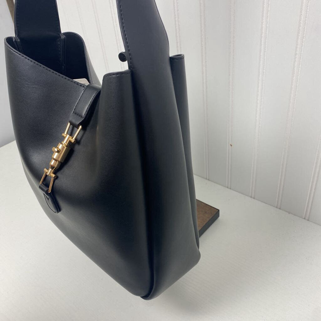 *SOFT VEGAN LEATHER ADJUSTABLE STRAP WITH GOLD CLASP
