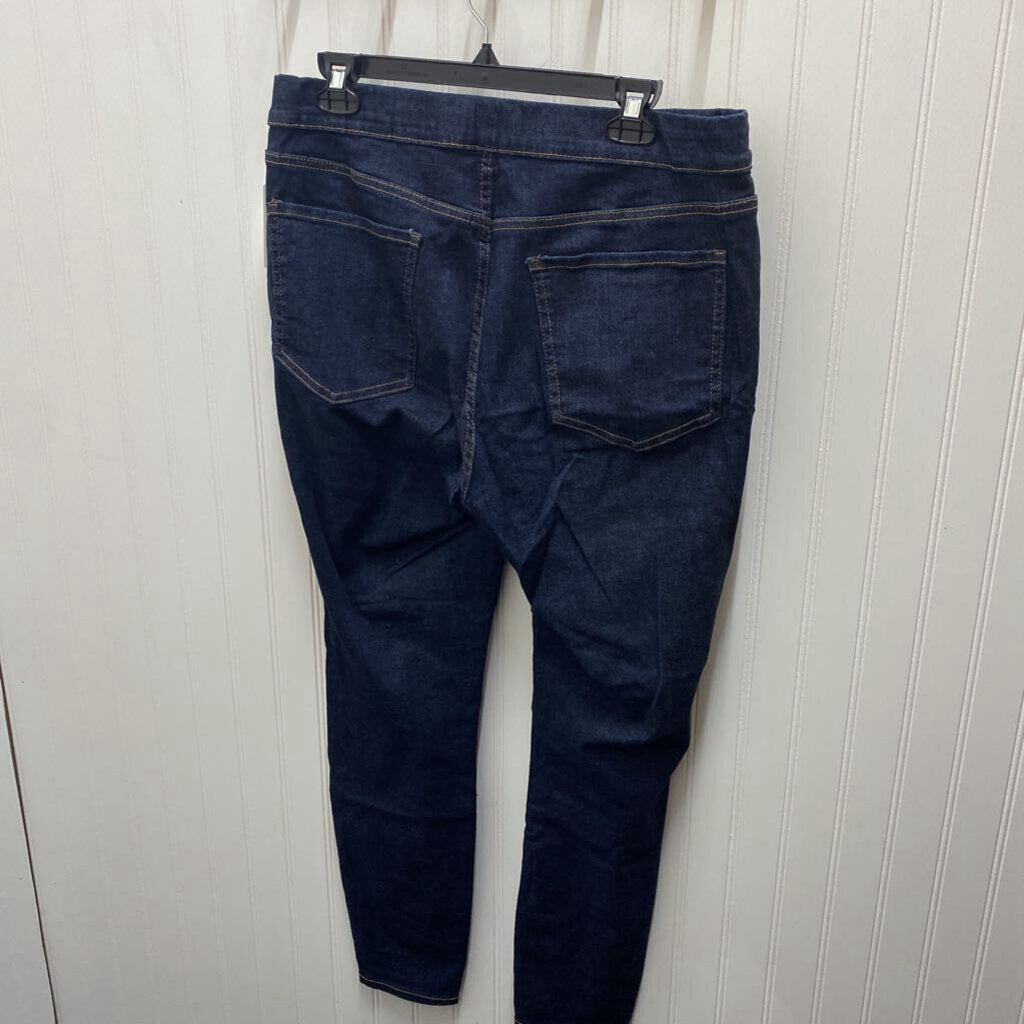 PULL ON JEANS