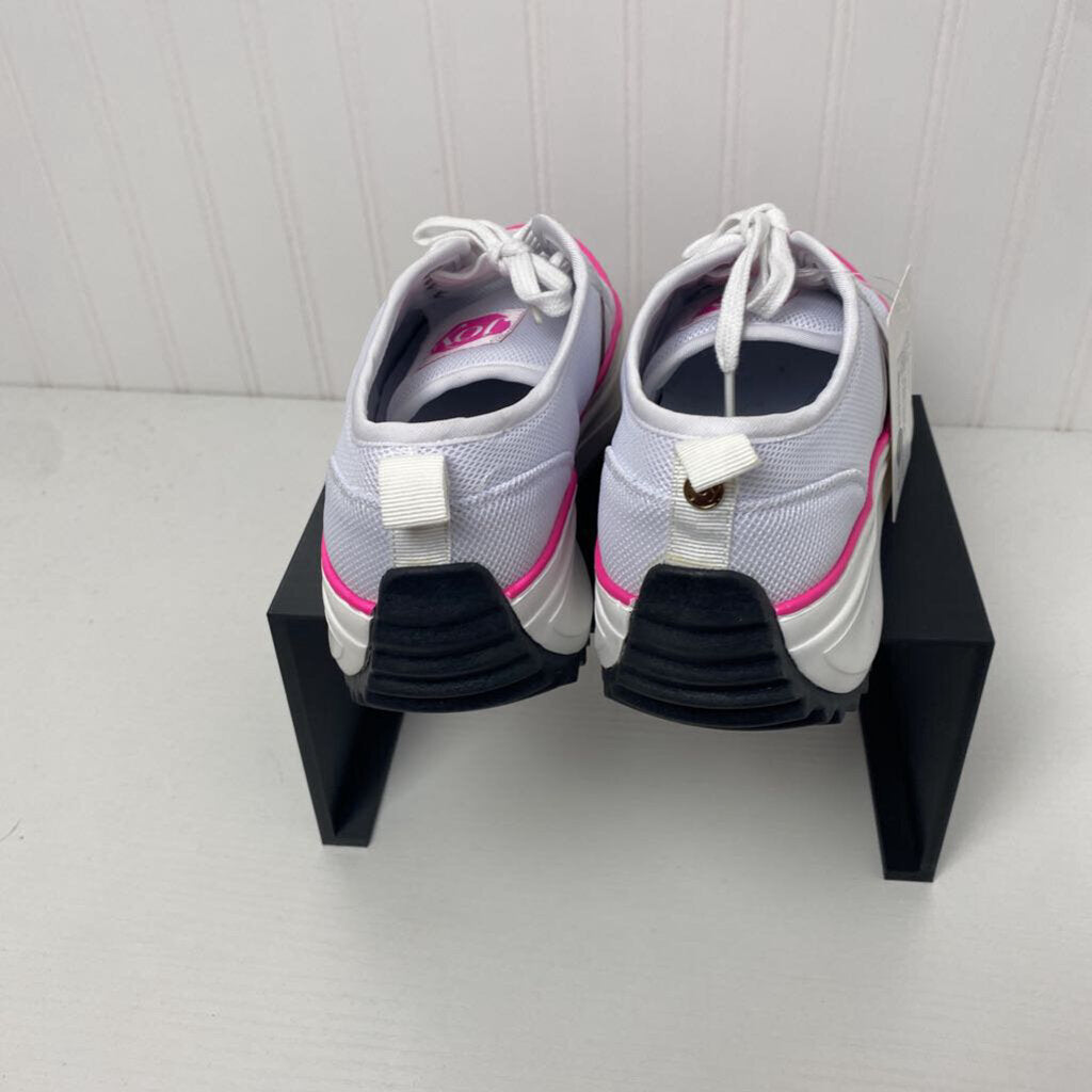LADIES TENNIS SHOES