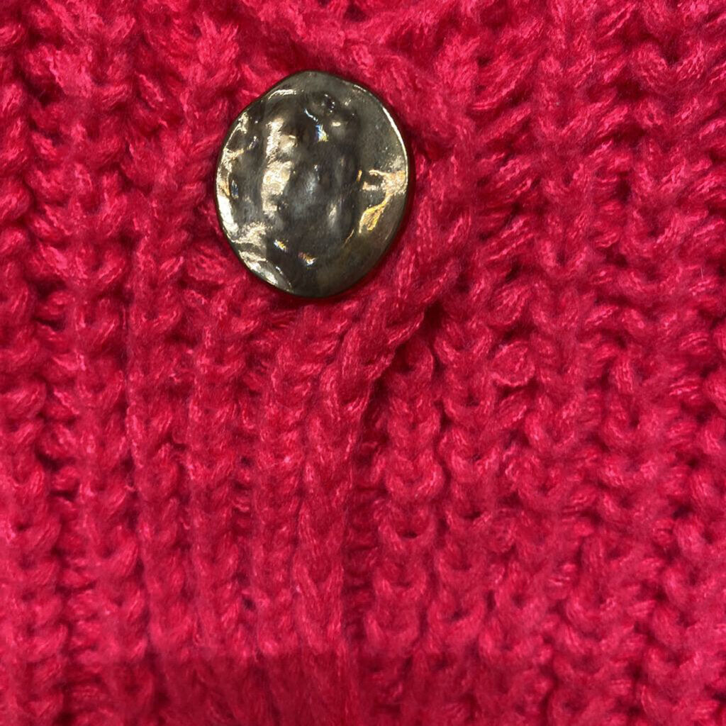 RED SWEATER VEST WITH BROWN BUTTONS