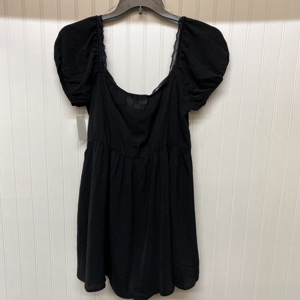 SHORT SLEEVE SHORT DRESS