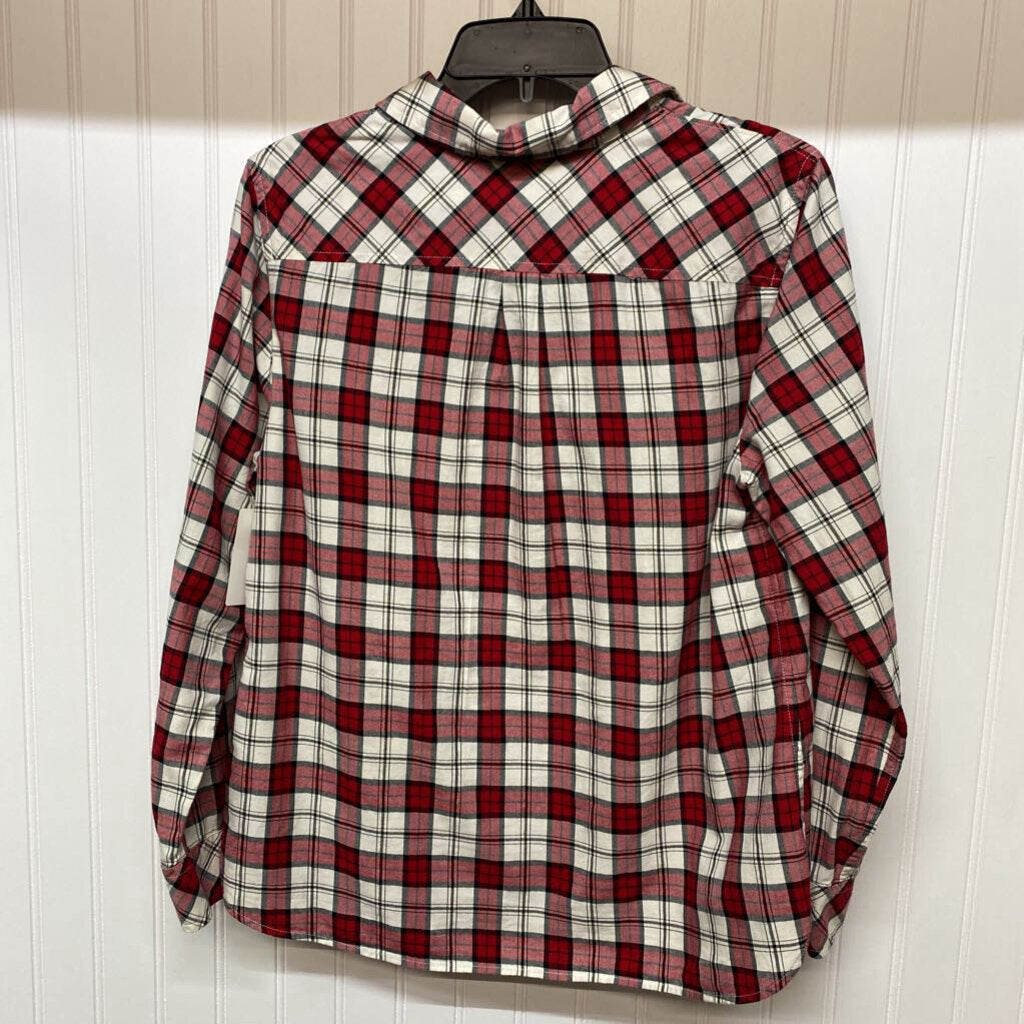 LONG SLEEVE BUTTON UP SHIRT