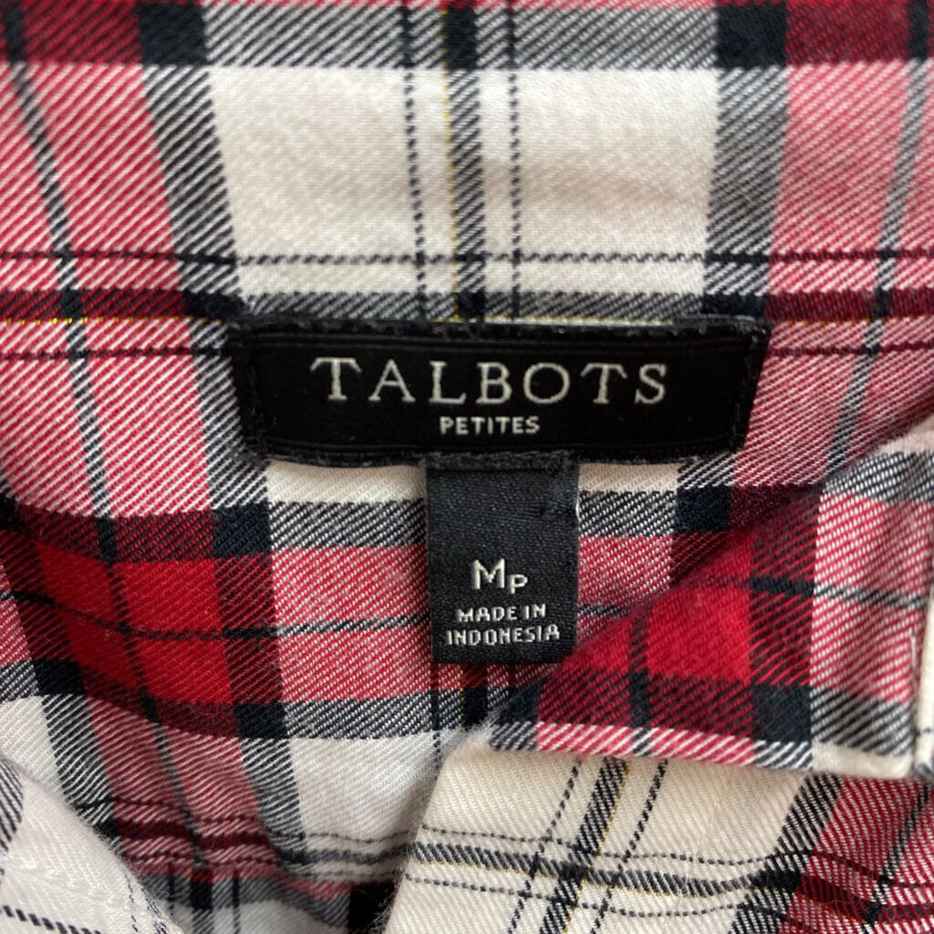 LONG SLEEVE BUTTON UP SHIRT