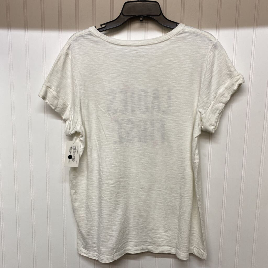 LADIES SHORT SLEEVE GRAPHIC TEE