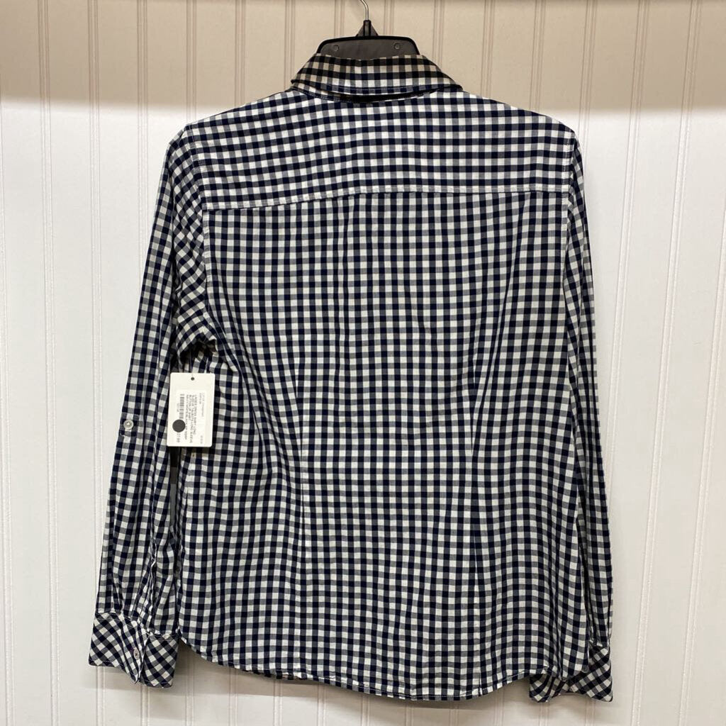 LONG SLEEVE BUTTON UP SHIRT