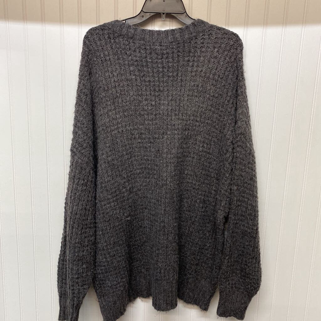 KNIT SWEATER