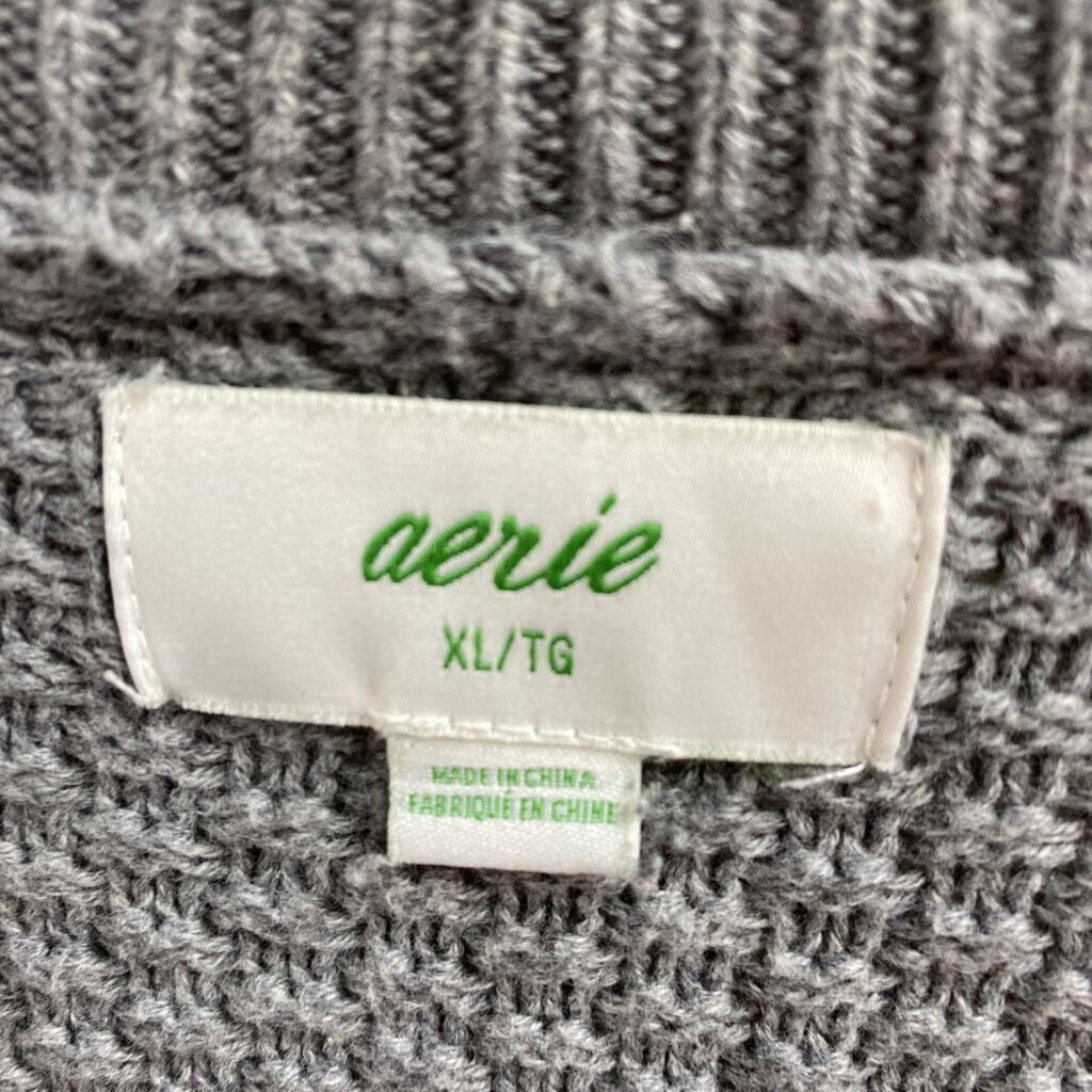 CARDIGAN W/ BUTTONS