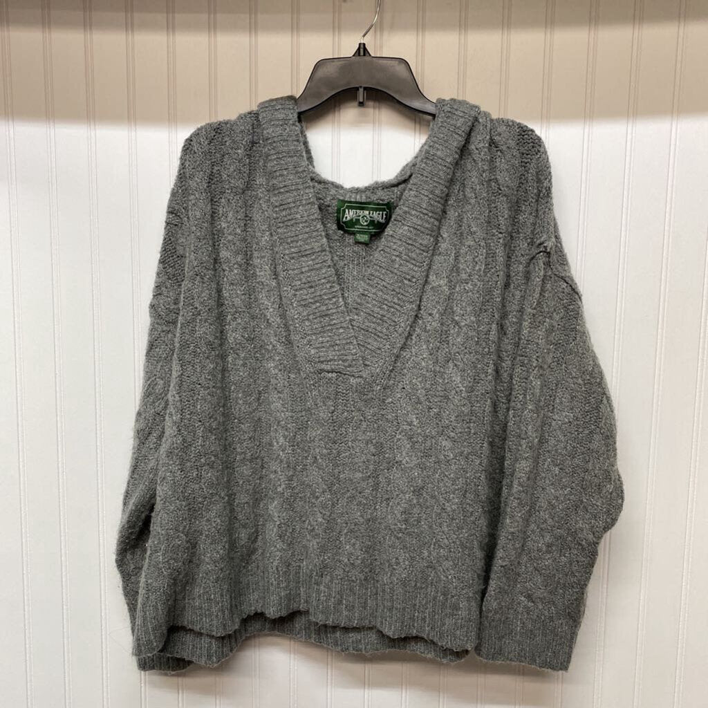 KNIT SWEATER