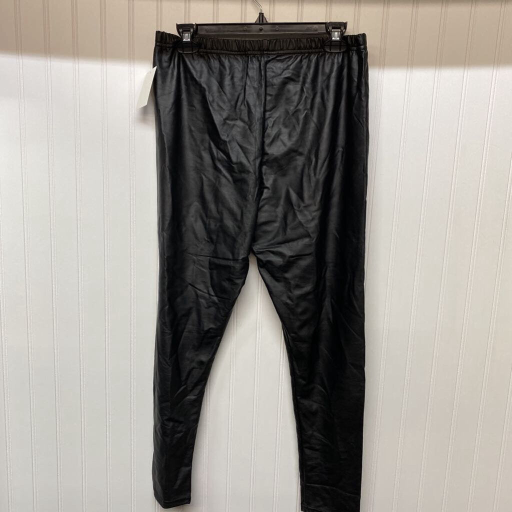 LEATHER PANTS