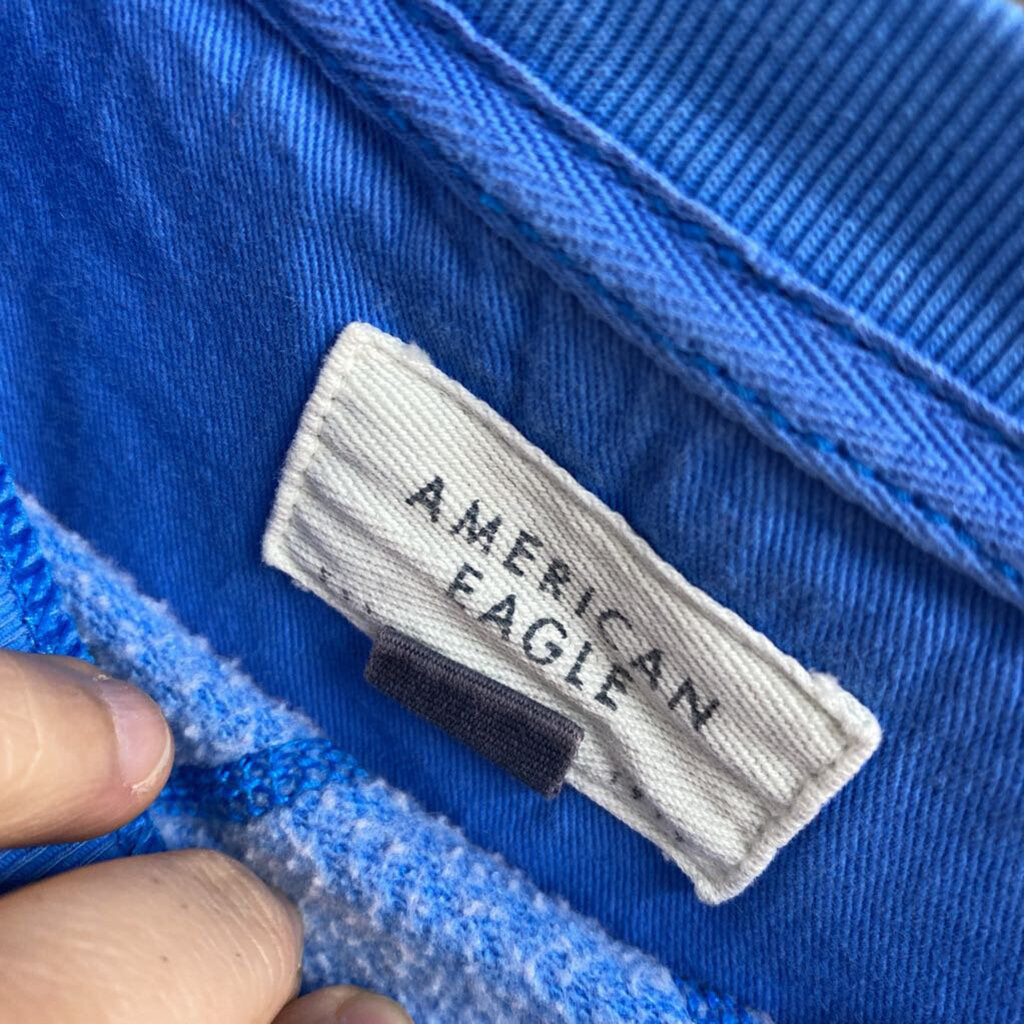 AMERICAN EAGLE SWEATSHIRT