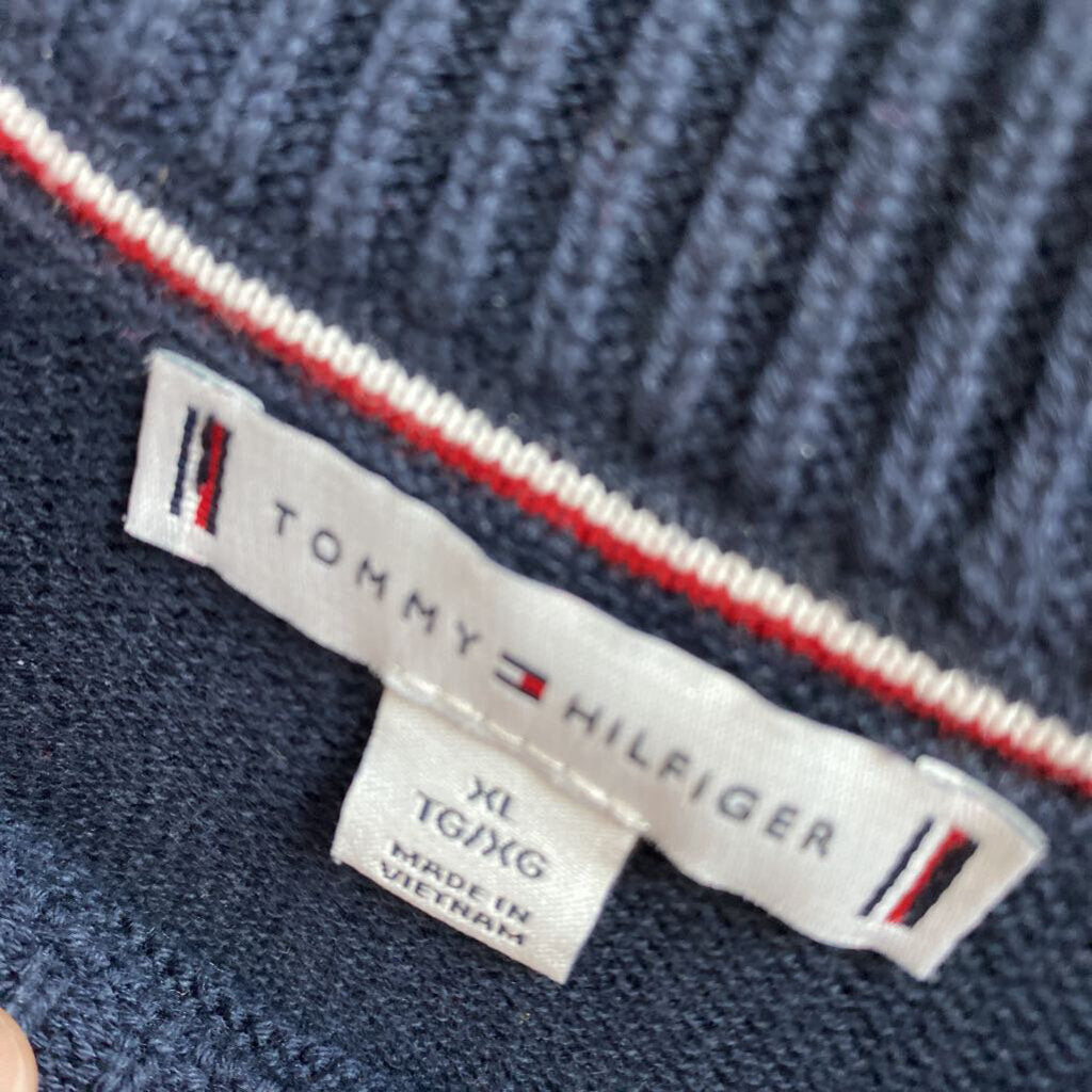 EMBROIDERED SWEATER