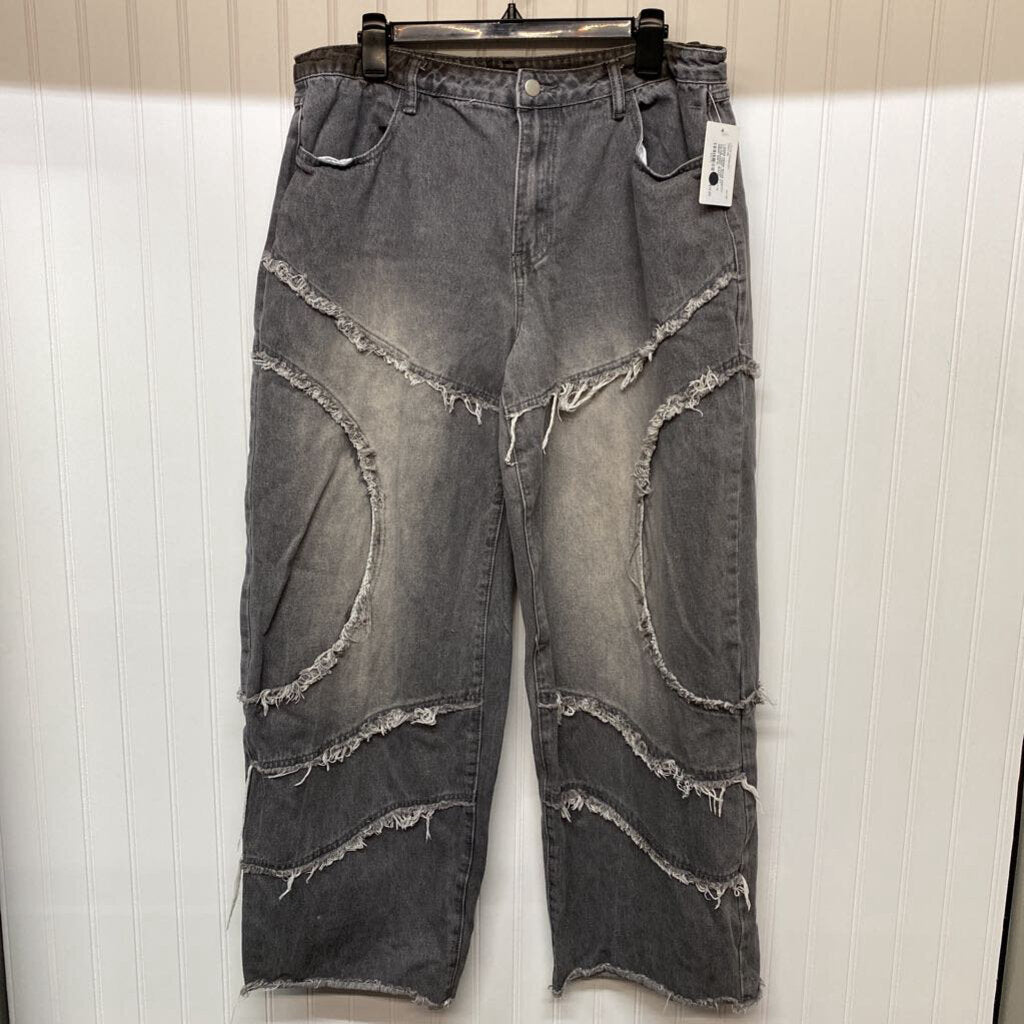 LOOSE FIT DISTRESSED JEANS