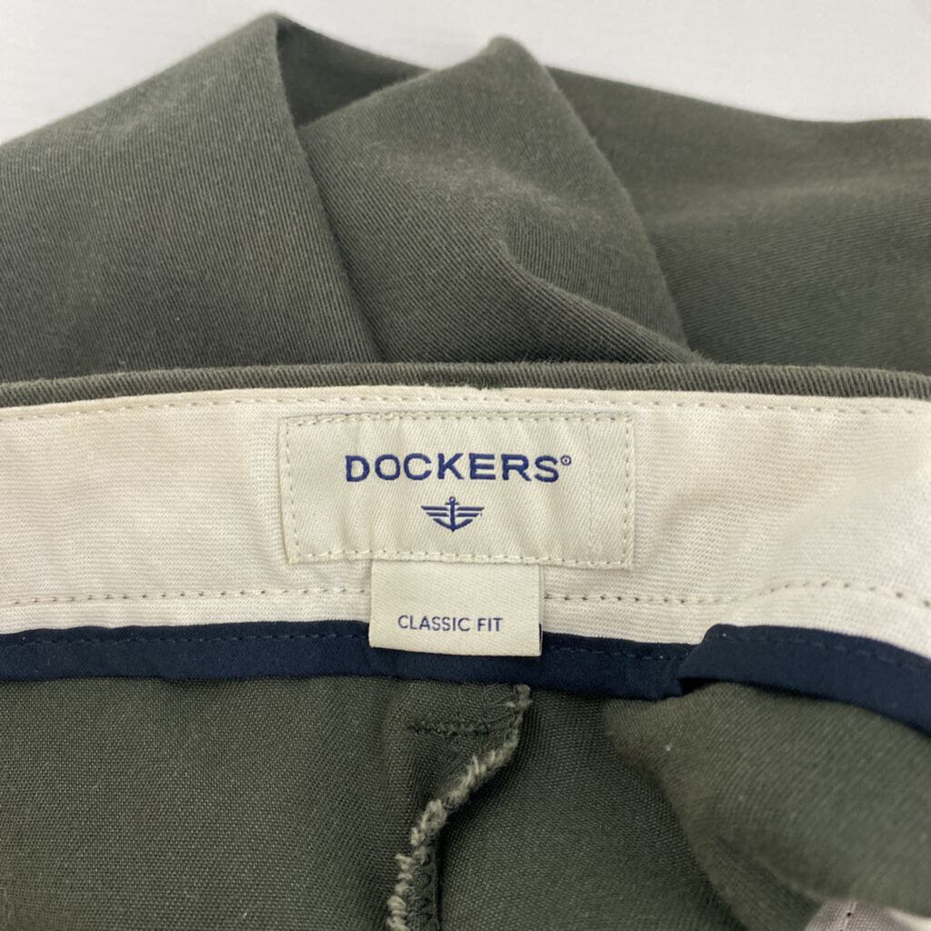 *BASIC PLAIN FRONT GREEN KHAKIS