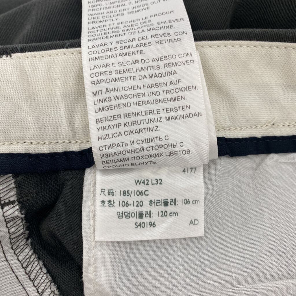 *BASIC PLAIN FRONT GARK GRAY KHAKIS