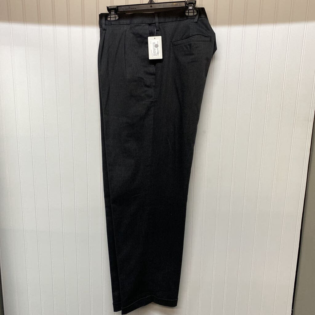 *DOCKERS DRESS PANTS CUFF LEGS