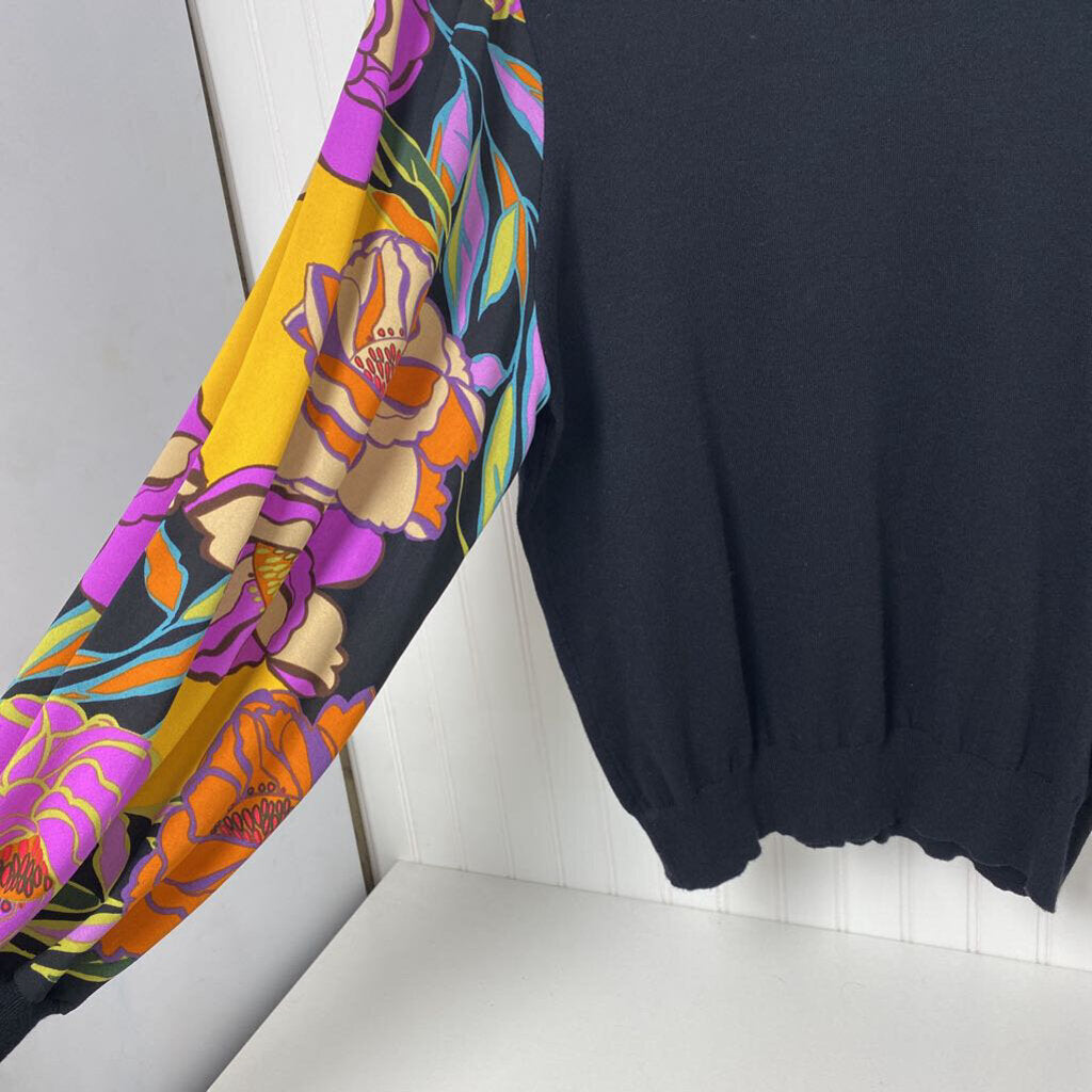 *SWEATER WITH SHEER PATTERN SLEEVES