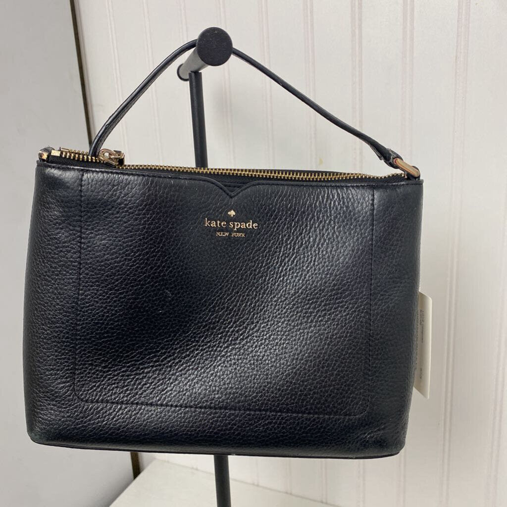 BLACK PEBBLE CROSSBODY HANDBAG