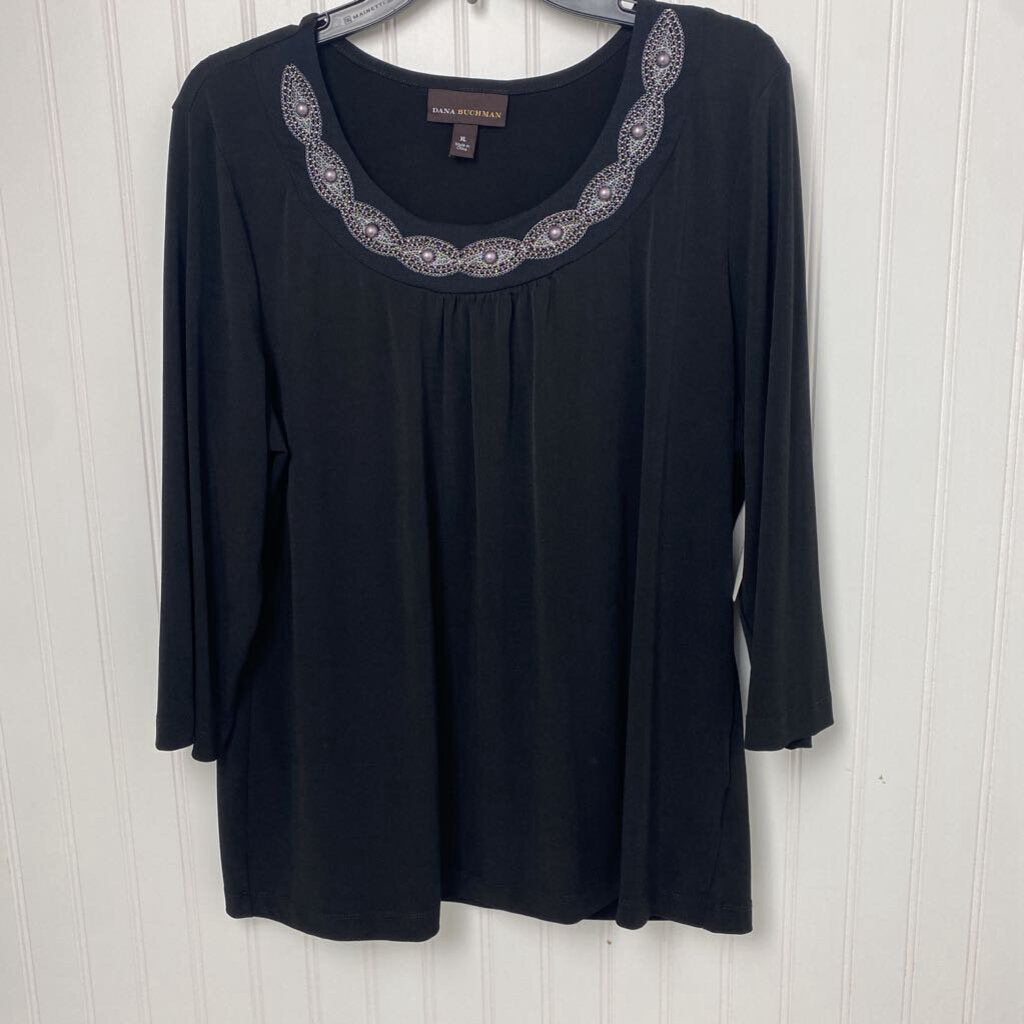 EMBELISHED NECK LINE LONG SLEEVED
