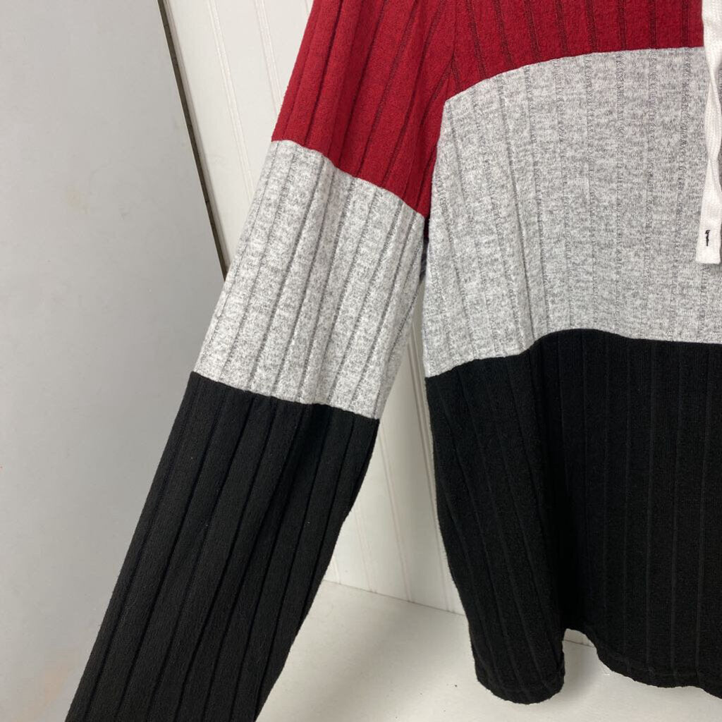 HOODED 1/4 ZIP PULLOVER